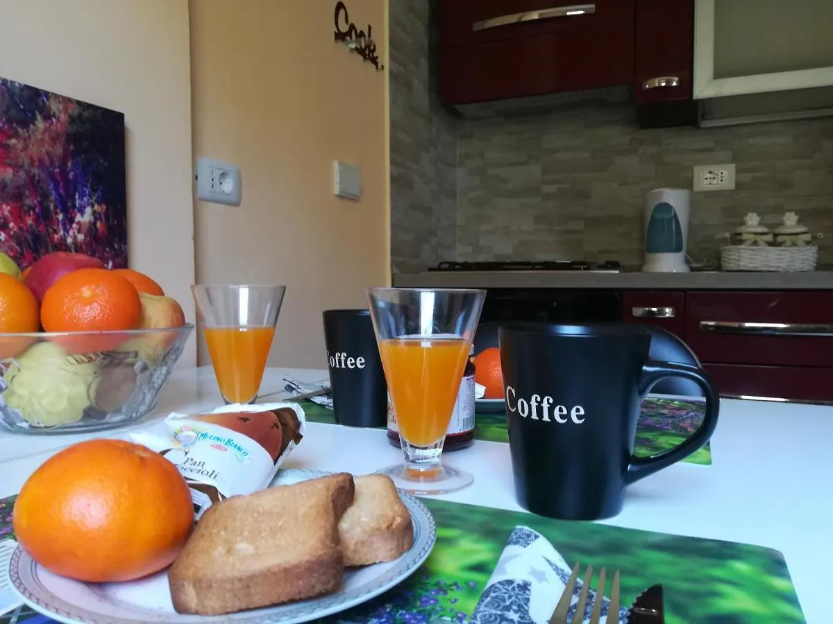 Il Girasole Di Ostia Apartment